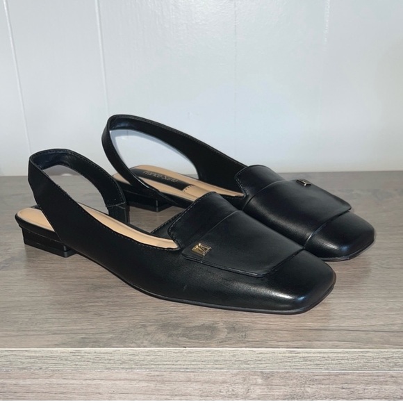 Franco Sarto Teagan Slingback Elegant Black Leather Loafers
NWT size 8 - Picture 3 of 9